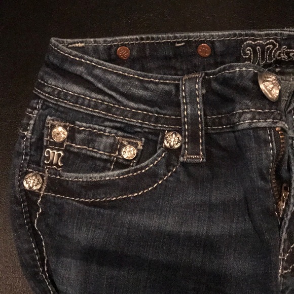 Jeans - Picture 2 of 2